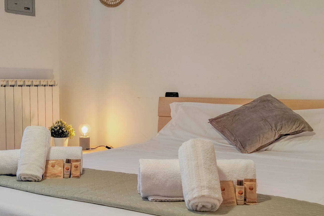 Ganze Wohnung, [Apartment] Charming Central  with Terrace, 5 Minutes from the Beach in Civitanova Marche, Adriaküste Marken