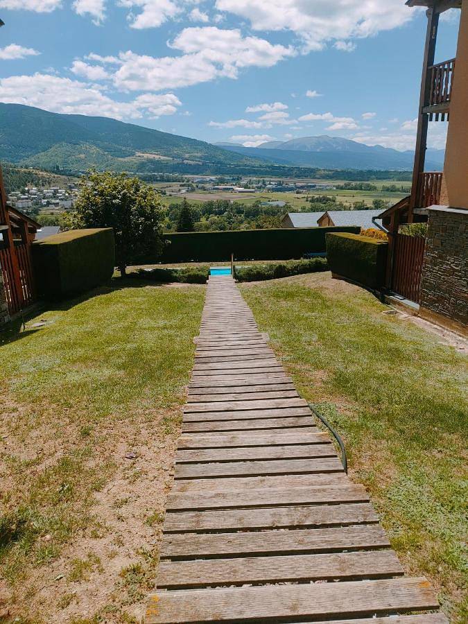Gîte pour 5 personnes, avec vue et jardin ainsi que balcon et piscine à Saillagouse - 3