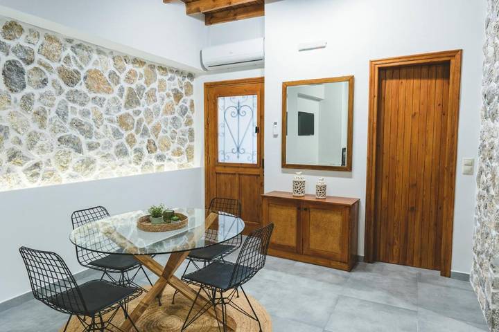 Ferienwohnung für 4 Personen, mit Ausblick und Garten in Archangelos - 2