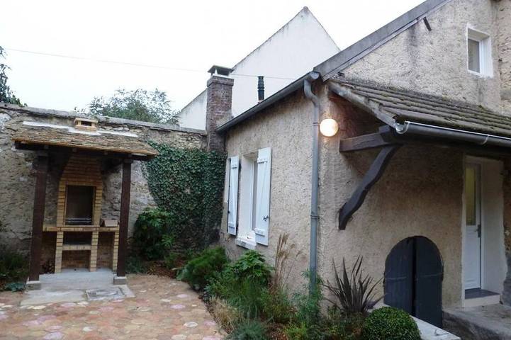 Gîte pour 4 personnes, avec terrasse, animaux acceptés à Houdan - 2