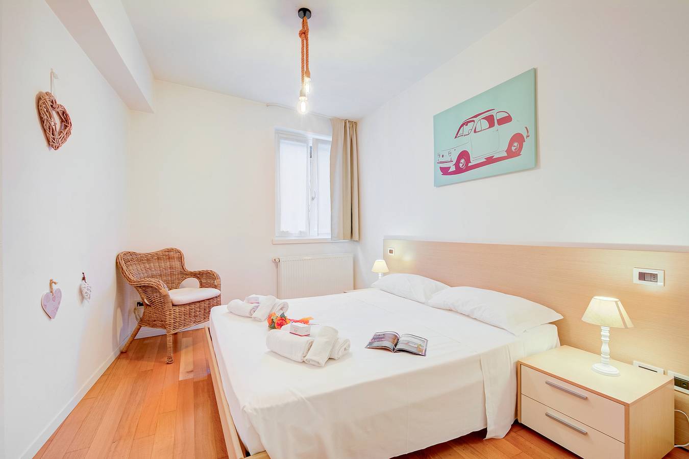 Appartement entier, Heart Of Riva - 100m From The Lake Garda in Riva del Garda, Montagnes autour du lac de Garde