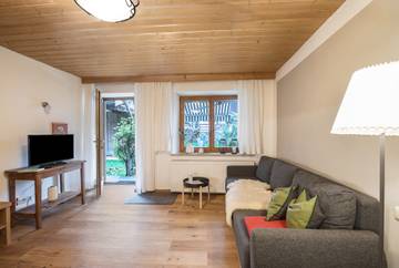 Vacation Rental for 2 Guests in Grainau, Zugspitzland, Picture 1