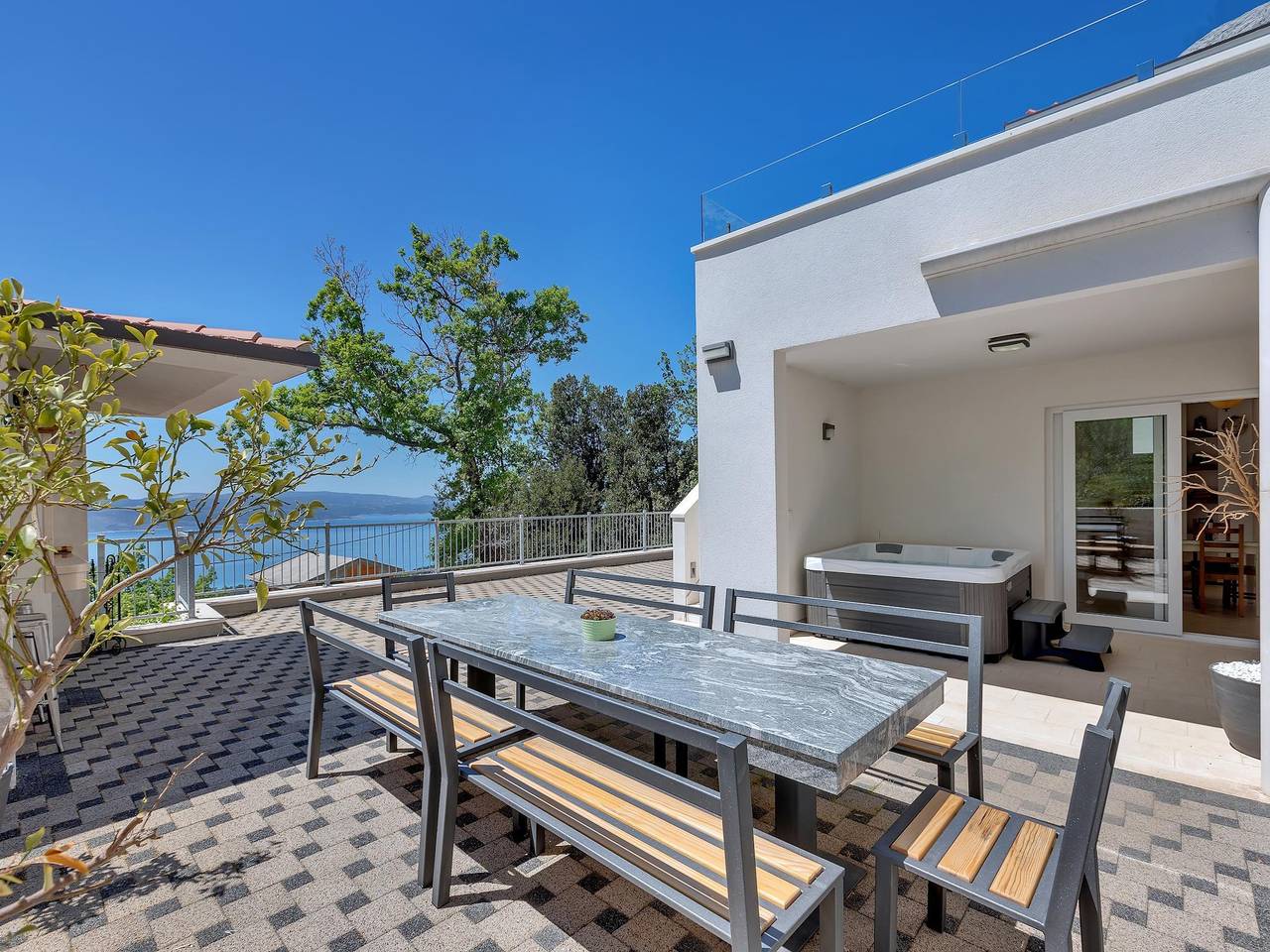 Luxusvilla in Baška Voda in Baska Voda, Makarska Riviera