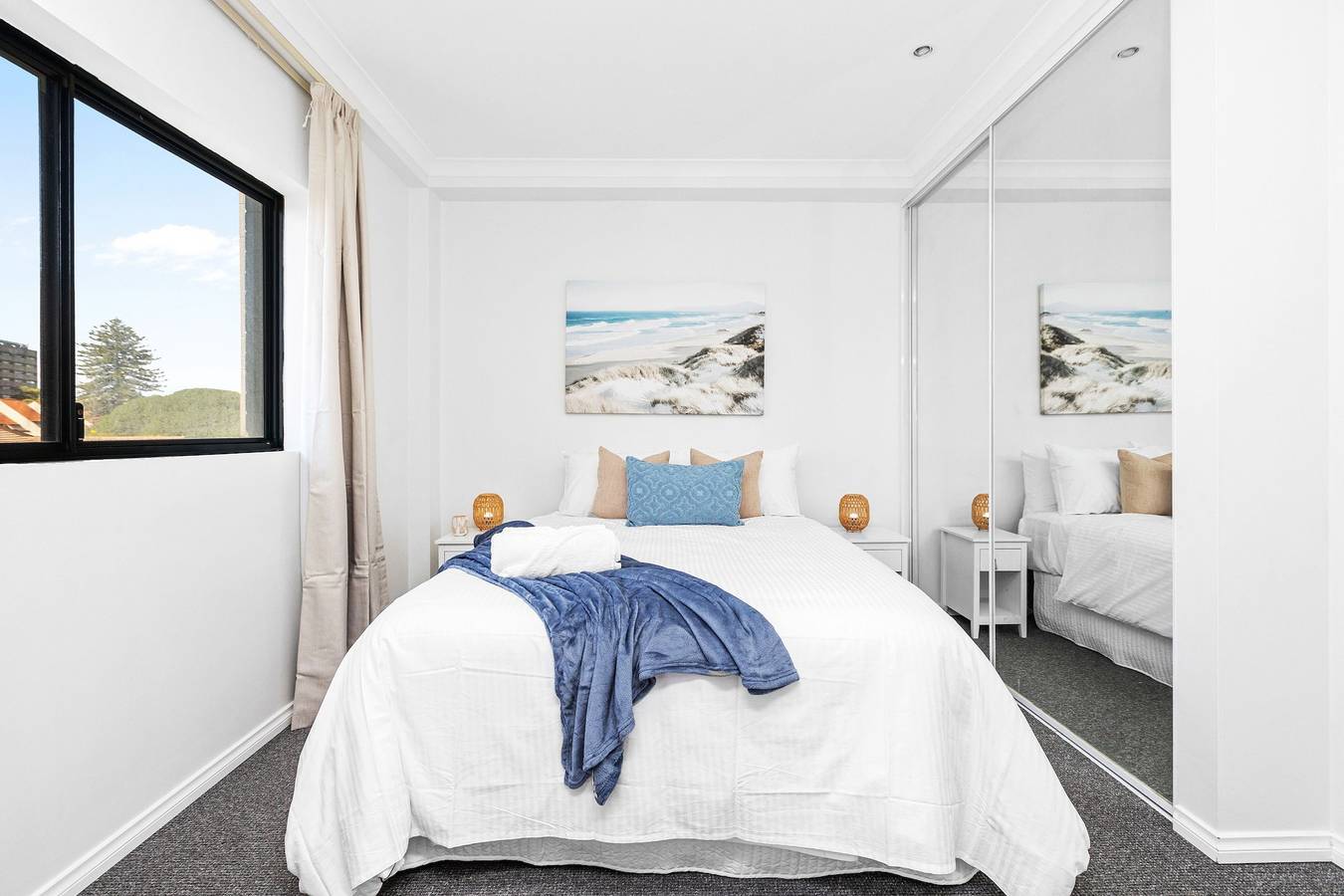 Entire apartment, Modern 2Br | Pool, Gym, Parking in East Perth, Perth