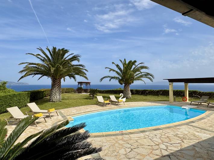 Villa für 7 Personen, mit Whirlpool und Garten sowie Terrasse in Kefalonia - 3