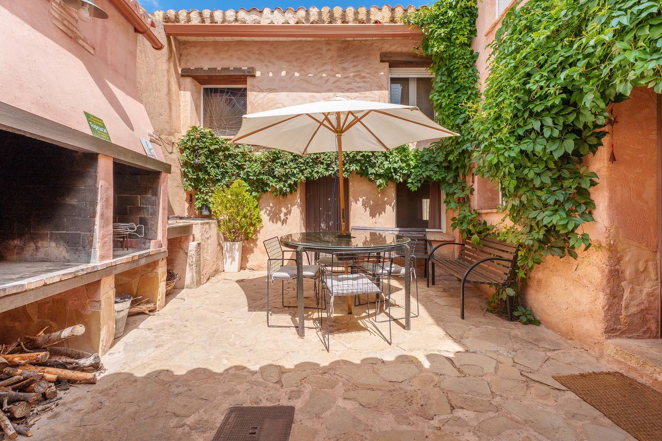 Casa rural 'La Casica Del Sol' con terraza privada y Wi-Fi in Requena , Provincia de Valencia