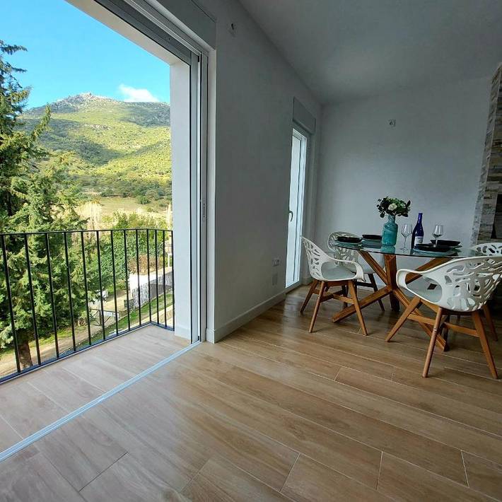 Casa rural para 6 personas, con balcón y vistas, Se admiten mascotas en Grazalema - 4