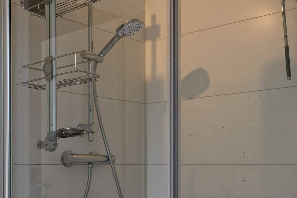 Appartamento intero, Moderne Ferienwohnung mit Atemberaubender Aussicht bei Heidelberg in Dossenheim, Kurpfalz