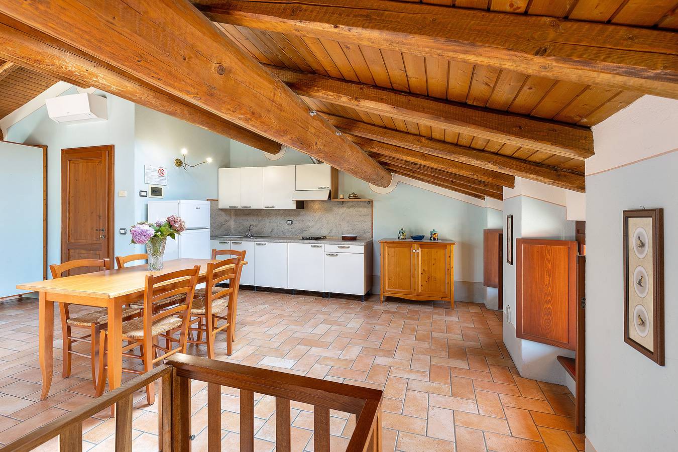 Ganzes Studio, Einzimmerapartment 'Fiordaliso' mit gemeinschaftlichem Garten, Wi-Fi und Klimaanlage in Monzambano, Mantua Provinz