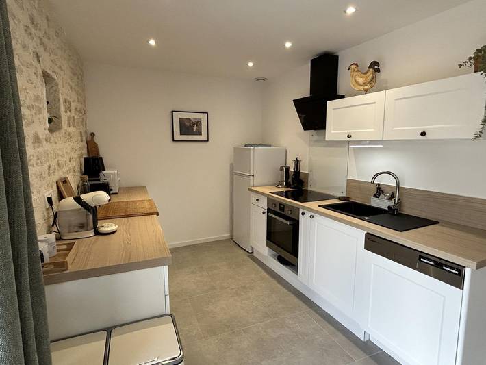 Location de vacances pour 6 personnes, avec Terrasse et Jardin ainsi que Piscine et Vue en Charente - 2