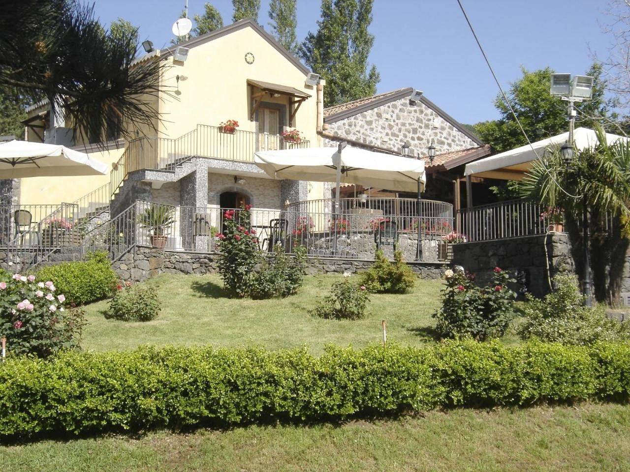 Ai Vecchi Crateri in Etna