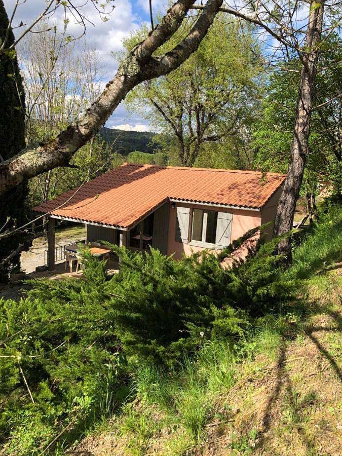 Location de vacances pour 6 personnes, avec jardin ainsi que vue et piscine, animaux acceptés à Les Vans - 3