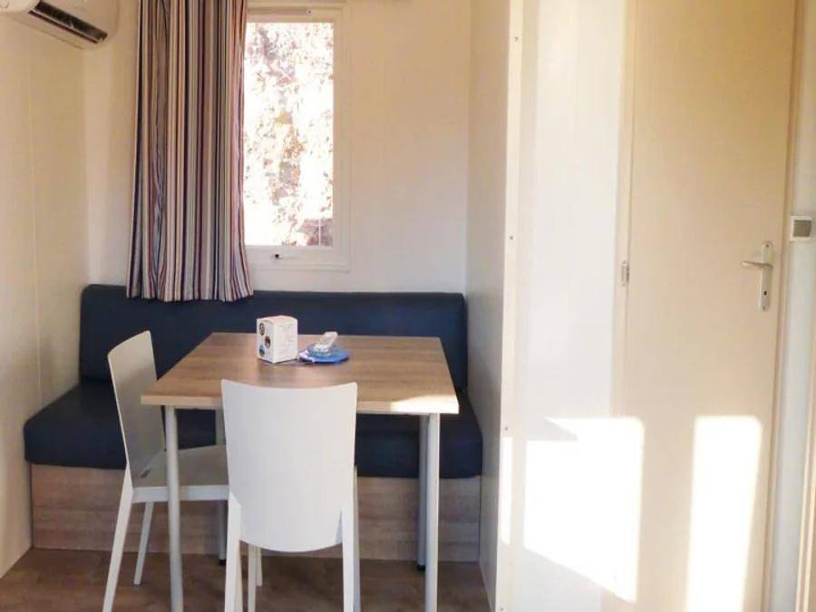 Camping Tikayan Les Cigales - Mobilheim 6 personen - Mobil Home Aqua 3 Zi 6 Pers Terrasse Halbüberdacht Clim Tv in Le Muy, Draguignan Region