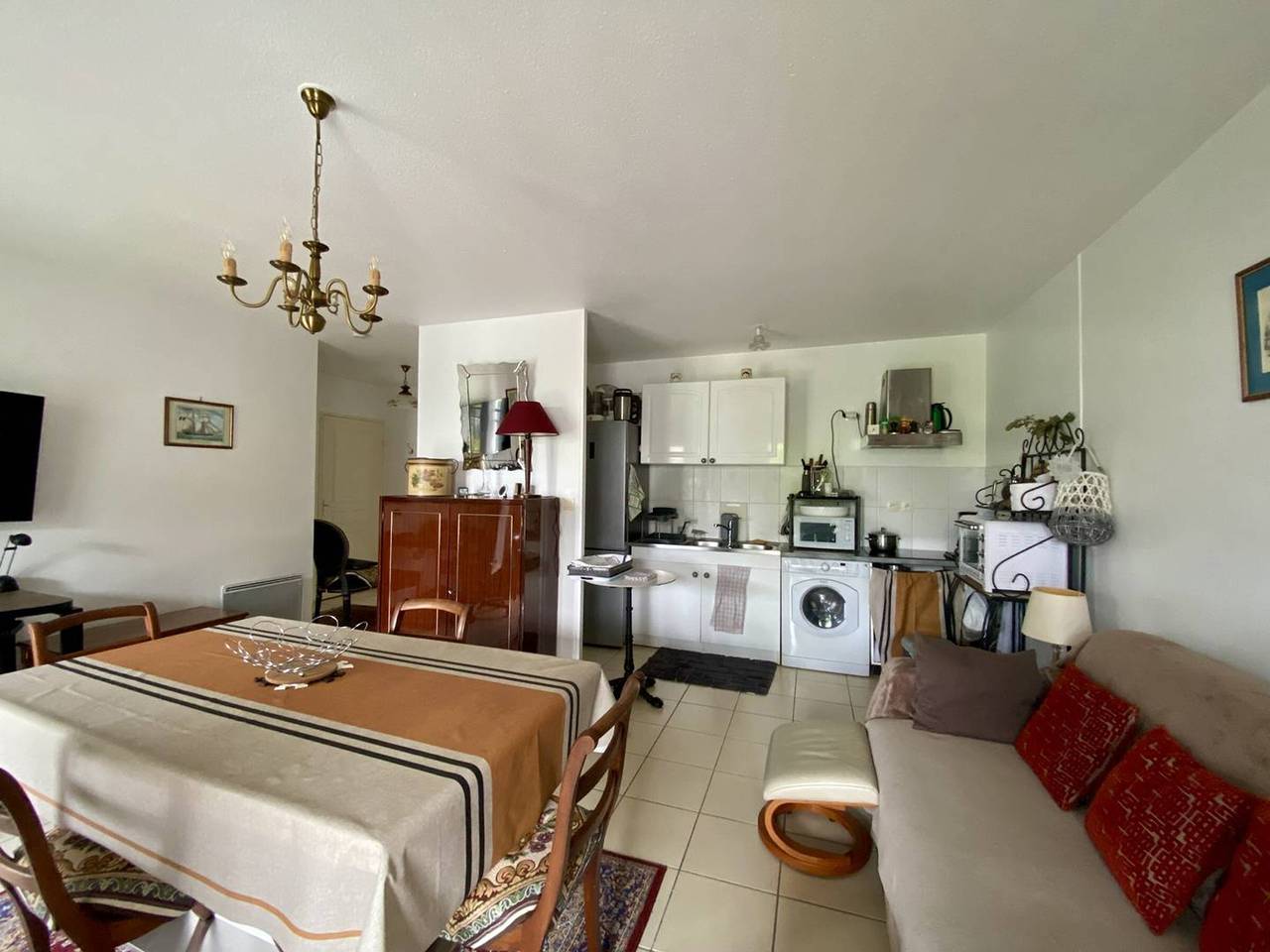 Ganze Wohnung, Apartment mit Terrasse und Parkplatz - 2 Pers. in Cambo-les-Bains, Bayonne und Umgebung