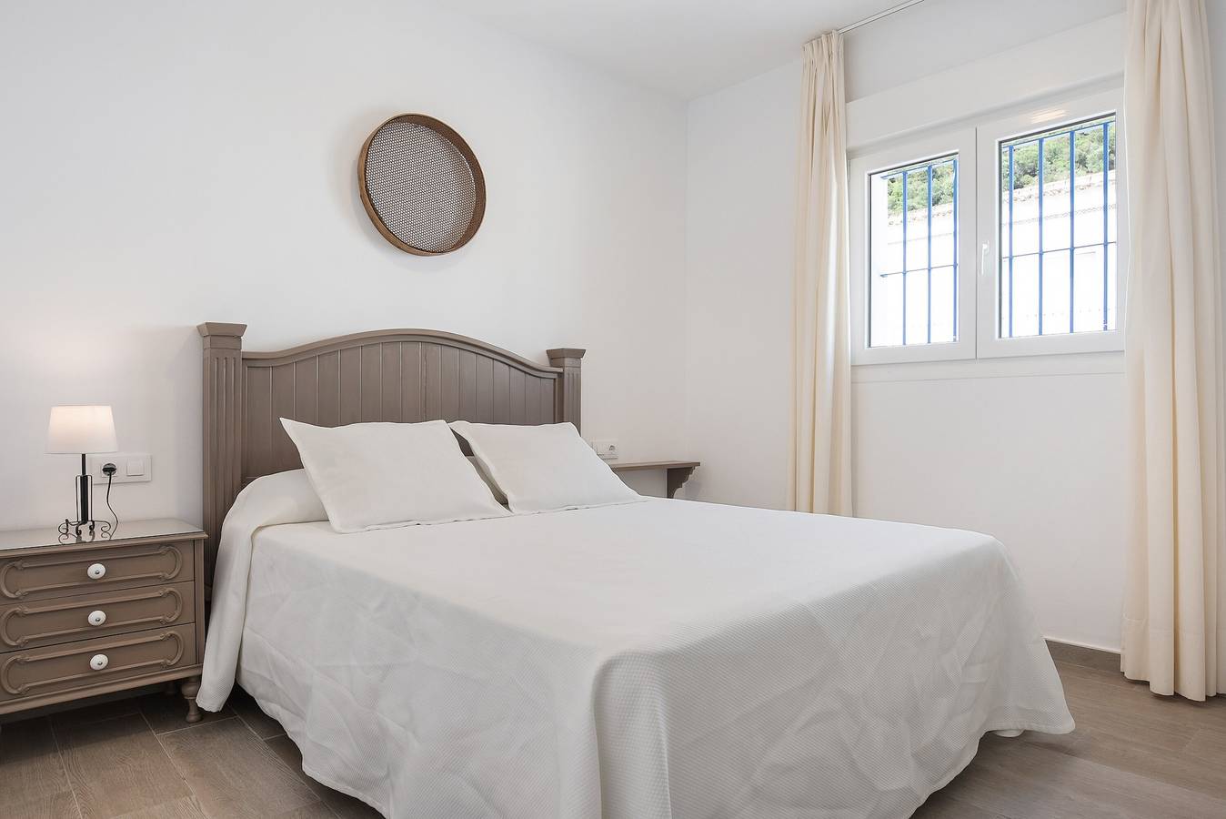 Apartamento entero, Apartamento 'Casa de 10 - 2I' con vistas a la montaña, piscina compartida y Wi-Fi in Vejer de la Frontera, Costa de la Luz