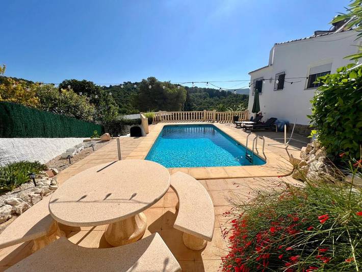 Chambre d’hôte pour 2 personnes, avec Terrasse et Jardin ainsi que Piscine et Vue à Jávea