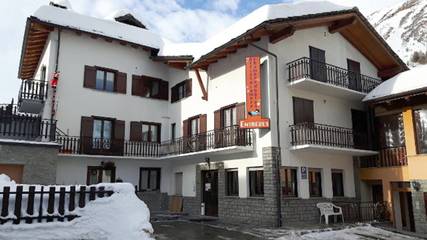 Cottage pour 2 personnes, avec jardin ainsi que balcon et vue à La Thuile