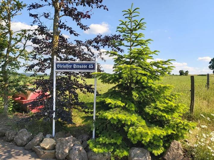 Ferienwohnung für 3 Personen, mit Garten und Ausblick