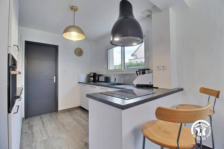 Gîte pour 8 personnes, avec jardin et terrasse à Saint-Gildas-de-Rhuys - 4