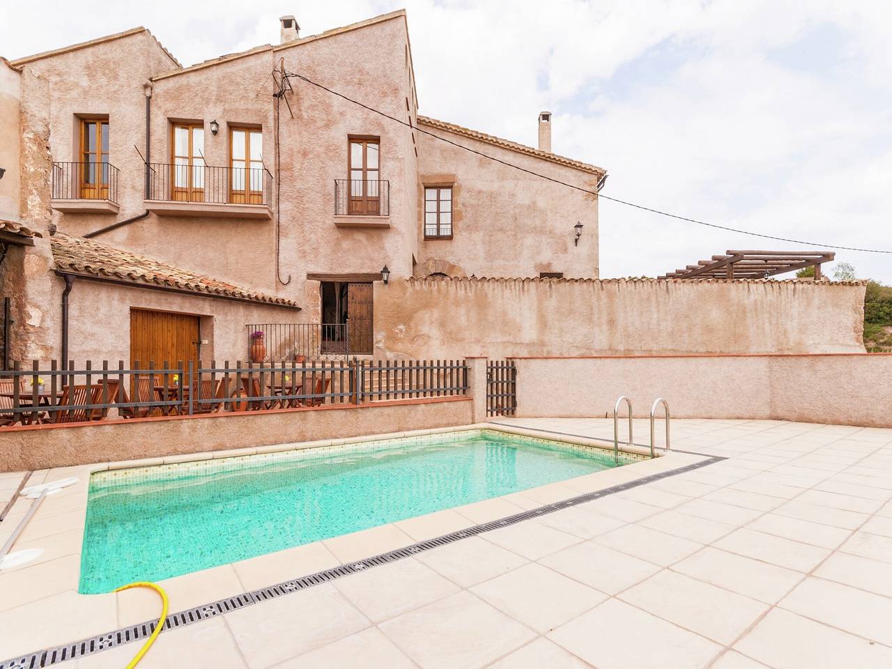 Villa in Maians mit privatem Pool in Castellfollit del Boix, Pla de Bages DO