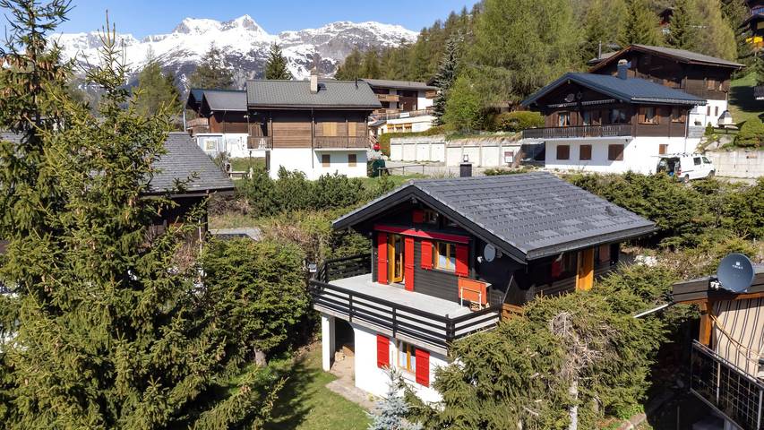Ferienhaus für 6 Personen, mit Sauna und Garten in Bellwald