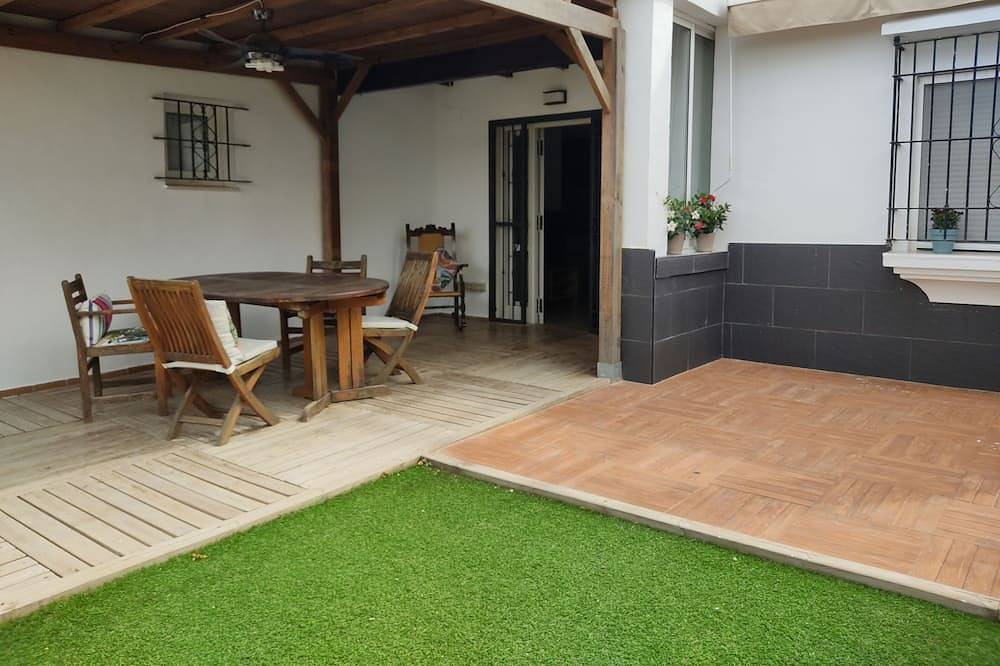Ganze Wohnung, Spacious and bright apartment 700m from the beach in Playa Flamenca, Orihuela