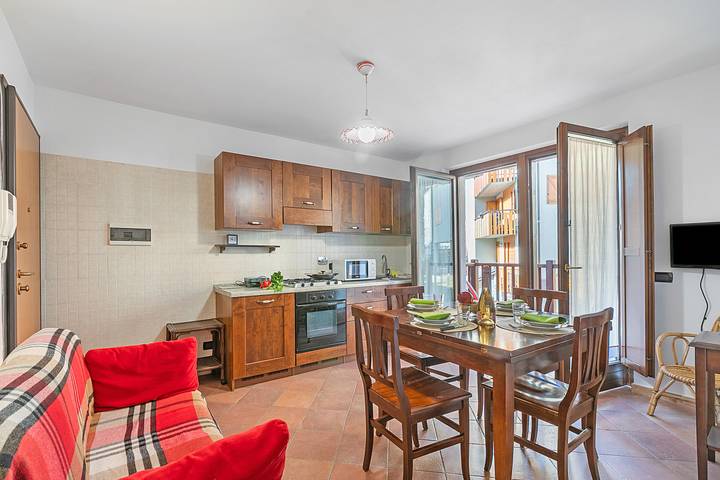 Ferienwohnung für 4 Personen, mit Balkon und Kinderpool - 1