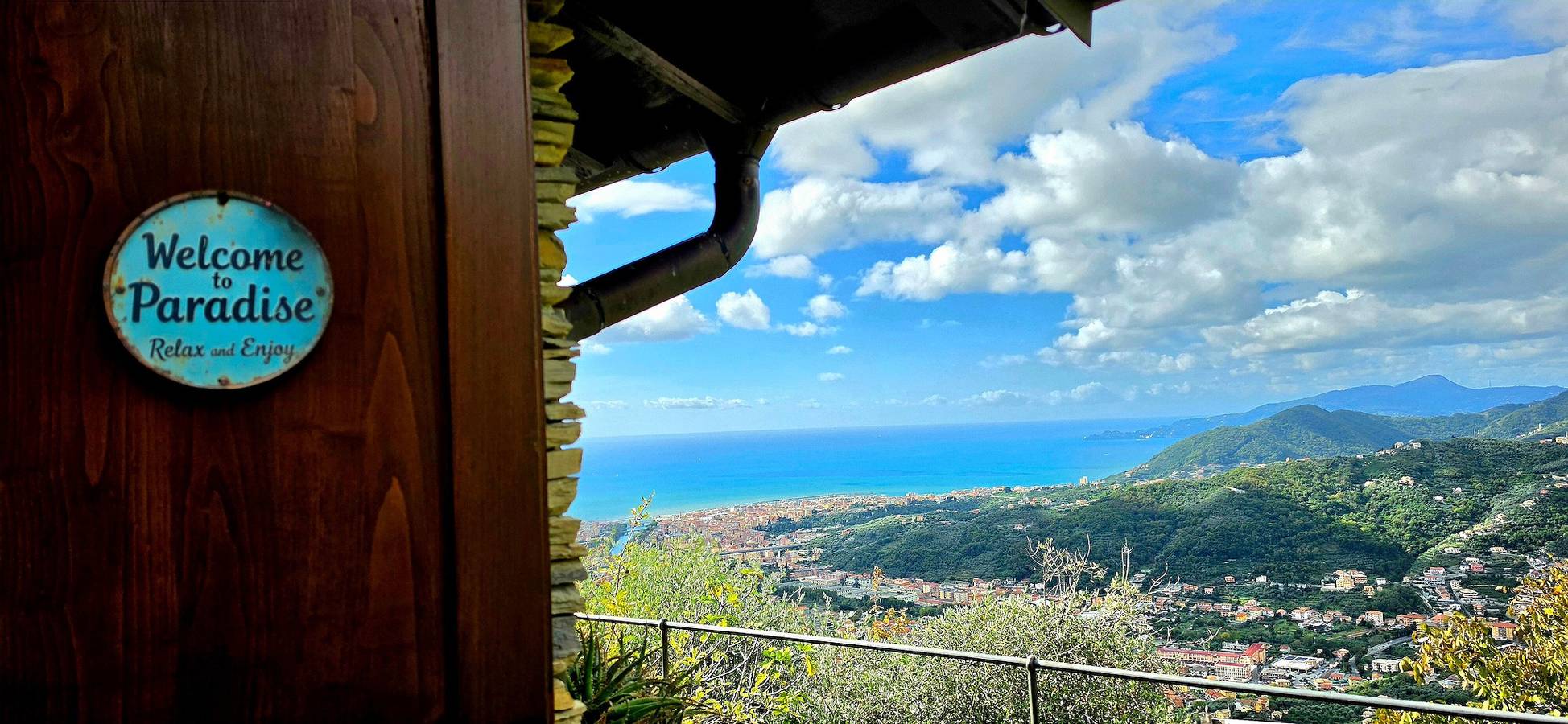 Stone Country House 'Paradiso San Giacomo' with Sea View and Large Garden in Cogorno, Riviera di Levante
