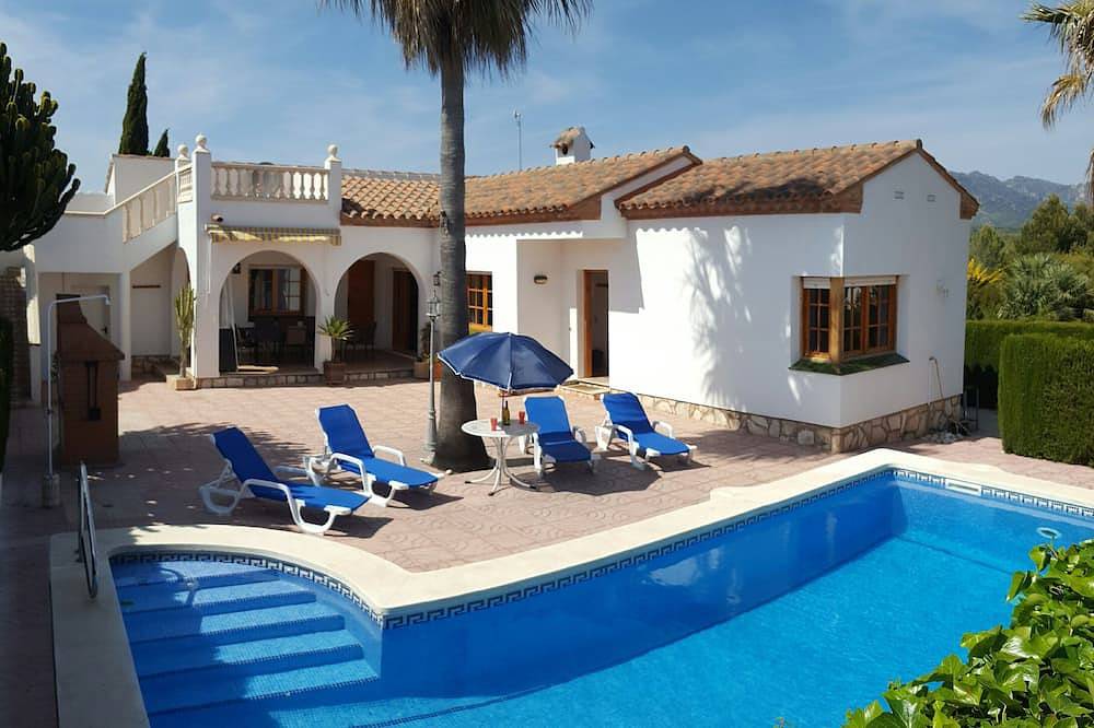 Prachtige Villa, Wifi, air-conditioning, privé zwembad, 8 personen in Les Tres Cales, Terres de l'Ebre