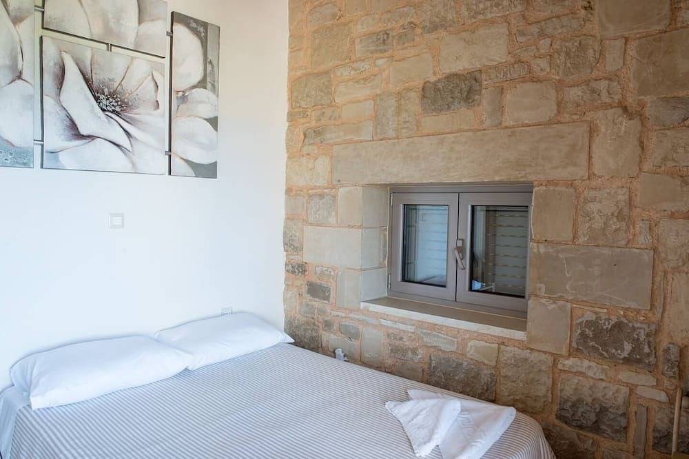 Pantanassa Villas - Erato with Sea View in Kato Stalos, Agia Marina