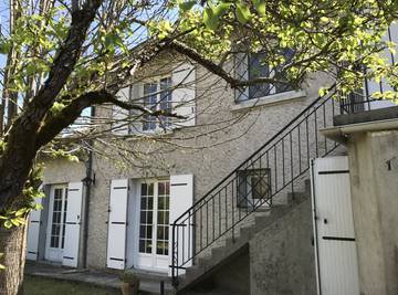 Gîte pour 6 personnes, avec terrasse à Périgueux