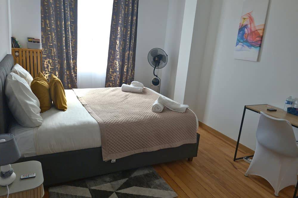 Apartamento entero, 🏡 Evreux Central Lodge - Netflix - Wifi Fiber - Near train station & city center in Évreux, Región de Évreux