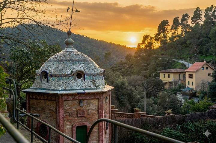 Casa histórica en calma en el bosque de Collserola in Distrito de Sarrià-Sant Gervasi, Barcelona