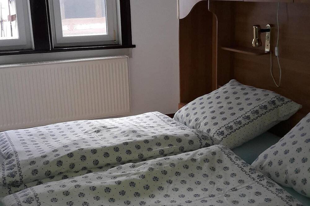 Ganze Wohnung, Ferienwohnng in der Mitte Deutschlands, Wohnen auf Zeit in Oberdorla, Vogtei