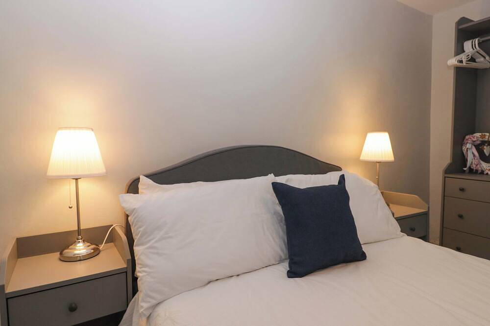 Courtyard Cottage, pet friendly, with a garden in Cartmel in Cartmel, Lake District