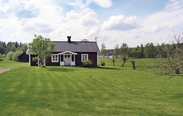 Ferienhaus für 4 Personen, mit Terrasse und Garten sowie Seeblick in Tranemo - 2