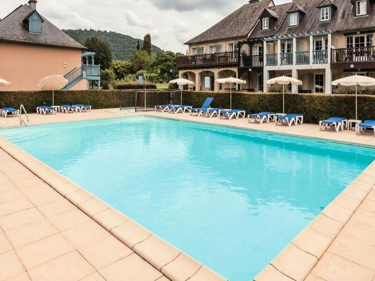 Apartamento entero, Apartamento de 2 habitaciones para 5 personas - Confort in Argentat-sur-Dordogne, Región de Tulle