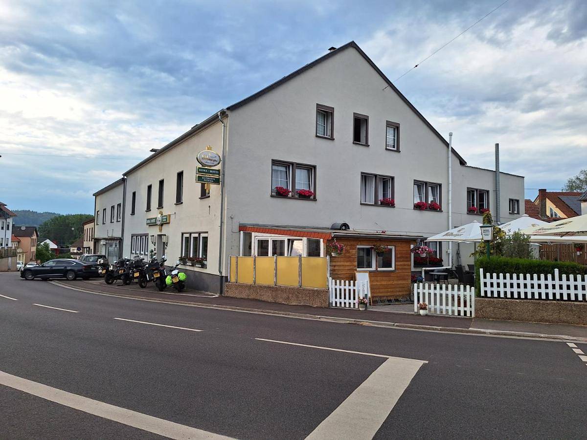 Comfort Quadruple Room in Merzig, Saar-Nahe-Bergland