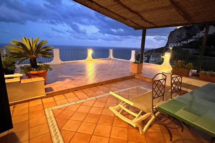 When an overlook becomes poetry in Tovere, Amalfi