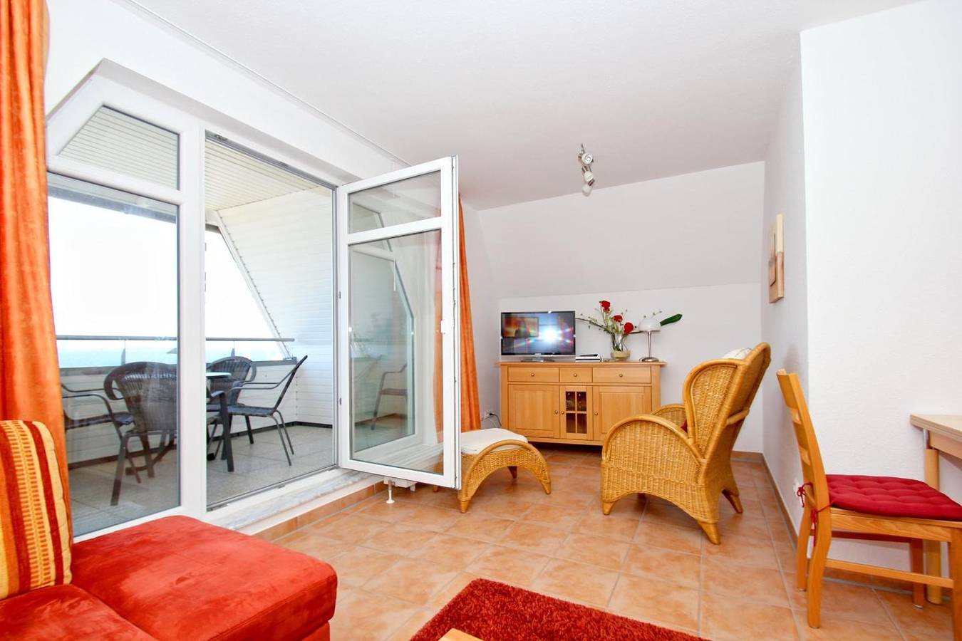 Apartamento entero, Hafennahe Ferienwohnung mit Balkon und Meerblick - Hafenhäuser Wiek 06 in Wiek, Rügen