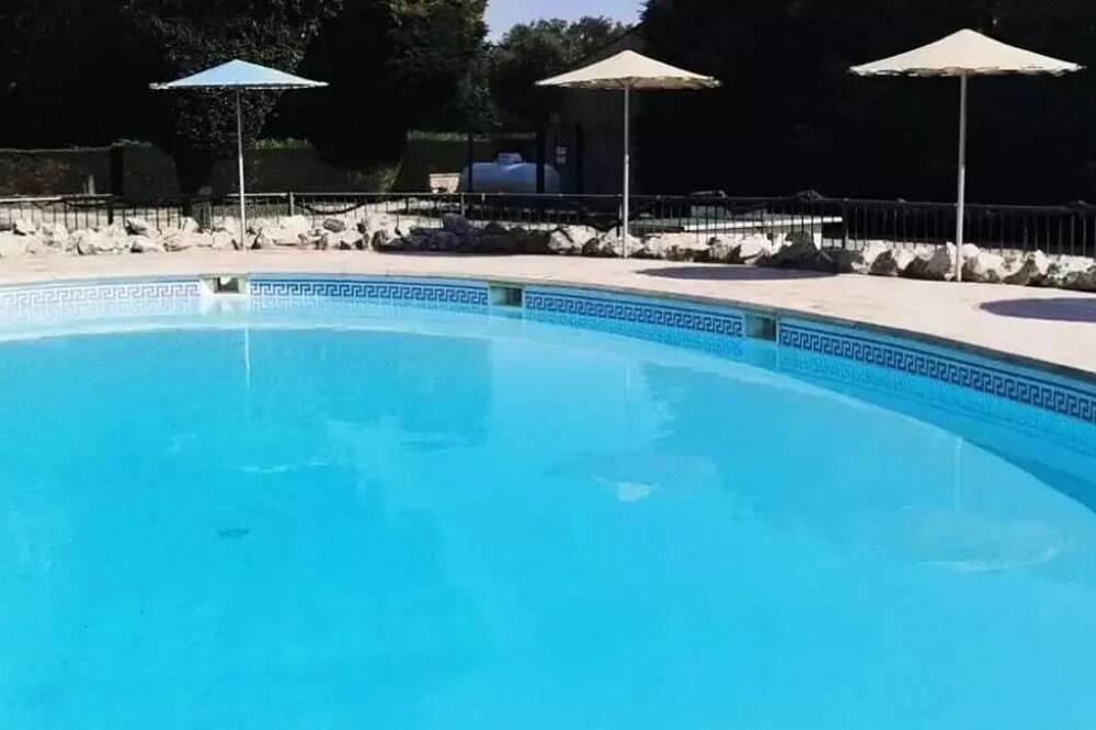 Mobil Home Traditionnel 6 persons in Violès, Vaucluse