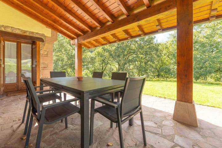 Casa rural para 11 personas, con Balcón y Terraza además de Jardín y Vistas en Cinco Villas (Navarra) - 3