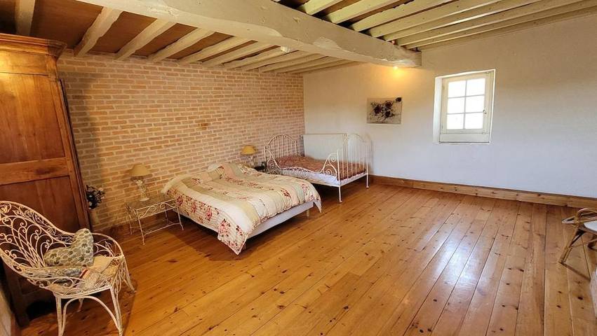 Location de vacances pour 5 personnes, avec Terrasse ainsi que Jardin et Vue à Lautrec - 4