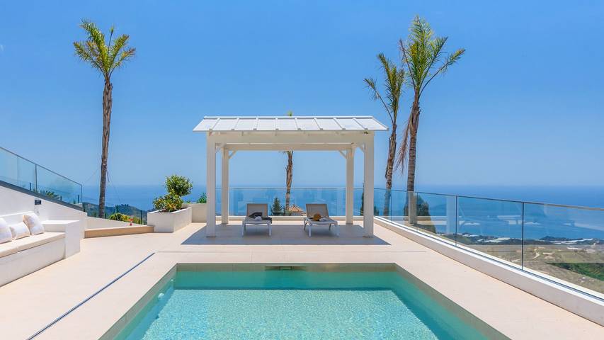 Casa rural para 6 personas, con balcón/terraza y piscina en Sayalonga - 2