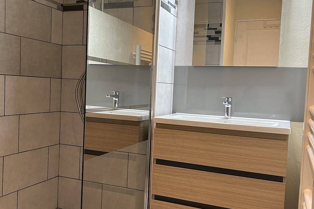 Villa 4 personen in toeristische residentie met zwembad in Gallargues-le-Montueux, Nimes en omgeving