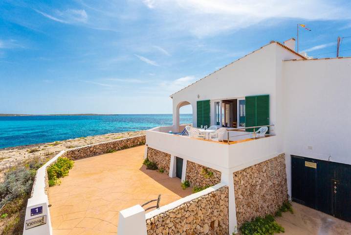Chalet para 6 personas, con terraza y vistas al mar en las Islas Baleares - 2