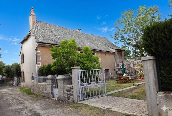 Location de vacances pour 8 personnes, avec Terrasse et Jardin dans Argences en Aubrac - 3
