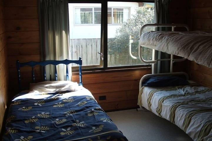 Holiday home for 7 people, with balcony and garden in Ōhope