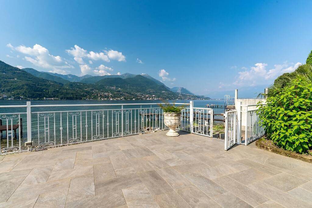 Villa in San Felice del Benaco, Prealpi Gardesane