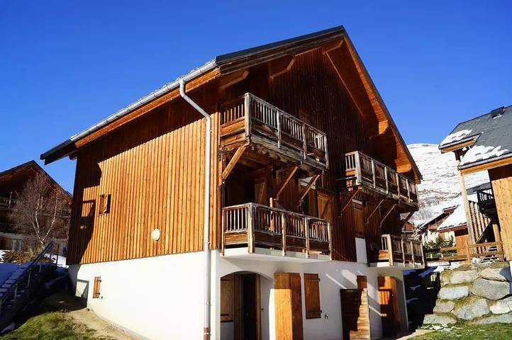 Chalet pour 6 personnes, avec Terrasse et Piscine à Saint-Jean-d'Arves